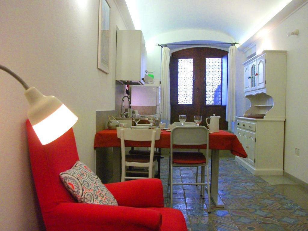 Residenze Palazzo Pes Daire Cagliari Dış mekan fotoğraf